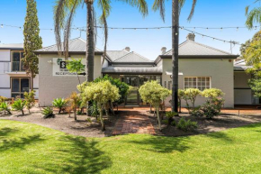 The Swan Valley Hotel Henley Brook